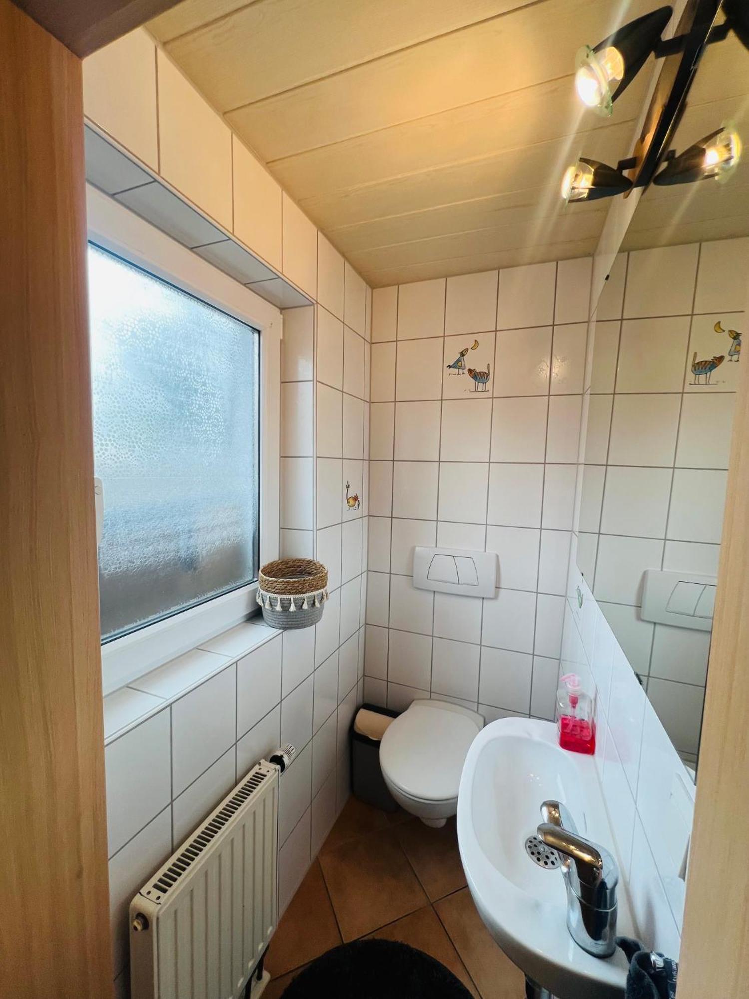 Familienfreundliches Ferienhaus Amara Mit Garten Und Terrasse - Friedrichshafen Am Bodensee エクステリア 写真